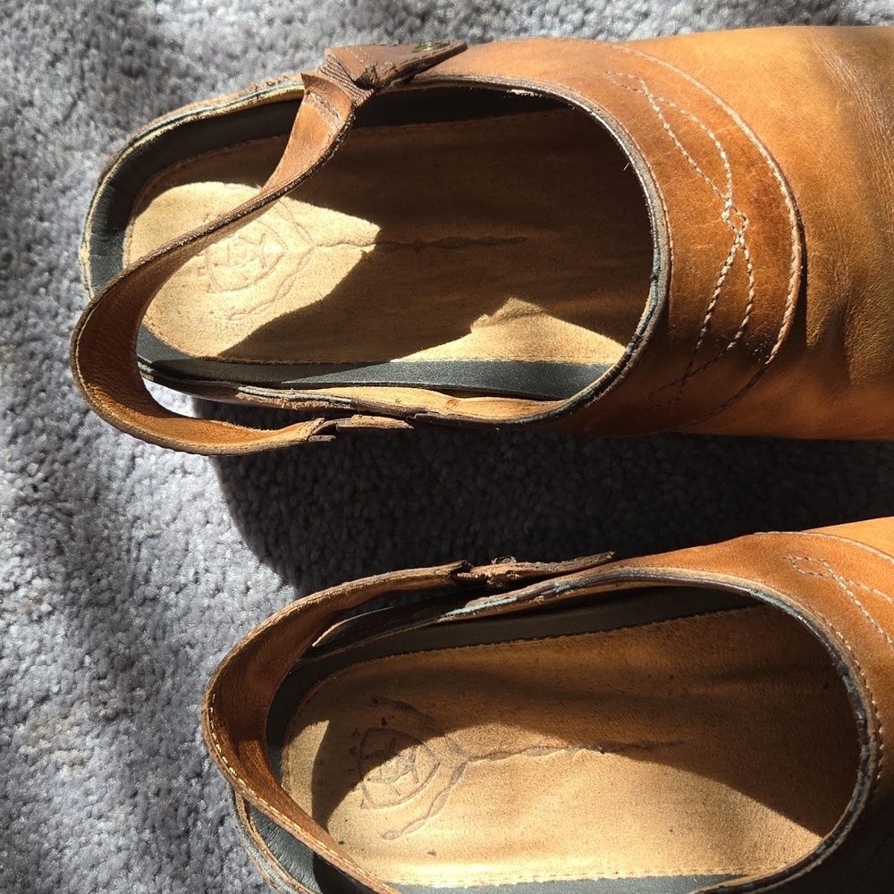 Women's Tan Leather Slingback Shoes - Picture 2 of 6
